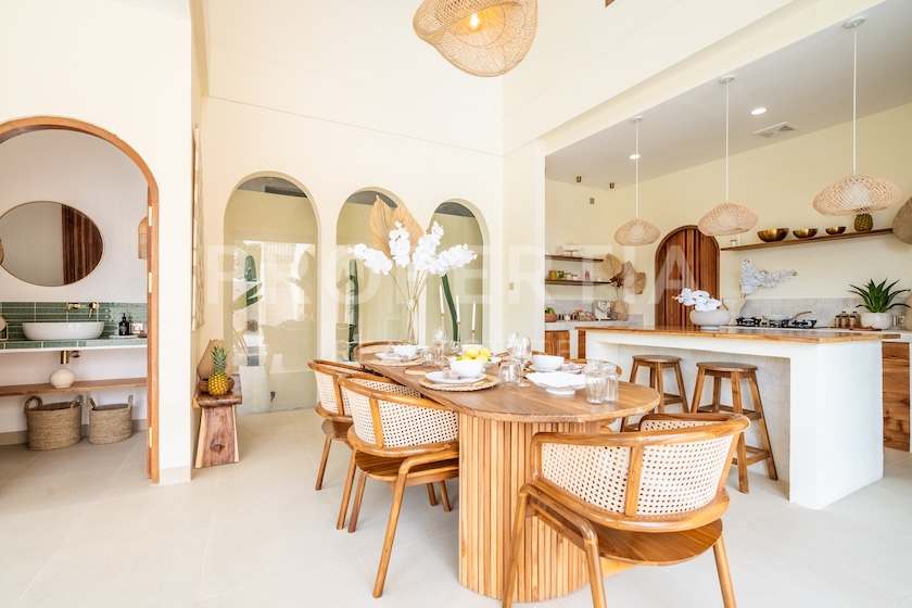 Mediterranean Elegance In Tumbak Bayuh. Villas in Bali for Sale: Вилла в Балиан за 335 тыс. USD. Leasehold. Главное фото