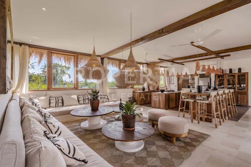 Luxurious Mediterranean Villa In Umalas. Villas in Bali for Sale: Вилла в Умалас, Балиан за 614 тыс. USD. Leasehold. Главное фото