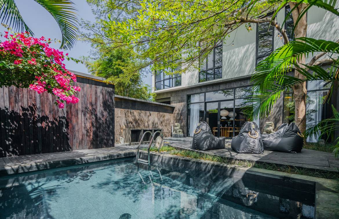 Modern villa in Ungasan with rooftop terrace and ocean views for 80-year long lease. Villas in Bali for Sale: Вилла в Bukit South, Балиан за 398 тыс. USD. Leasehold. Главное фото
