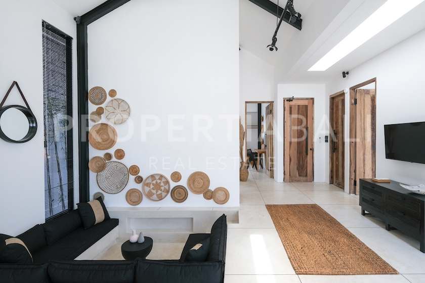 Amazing Mediterranean Villa In The Heart Of Bingin. Villas in Bali for Sale: Вилла в Бингин, Балиан за 277 тыс. USD. Leasehold. Главное фото