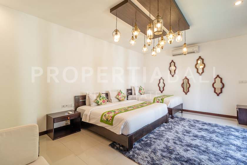 Modern Balinese Villa In Bumbak. Villas in Bali for Sale: Вилла в Умалас, Балиан за 326 тыс. USD. Leasehold. Главное фото