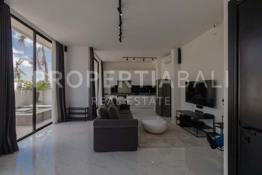 Beautiful Modern Villa In Tumbak Bayuh. Villas in Bali for Sale: Вилла в Tumbak Bayuh, Балиан за 174 тыс. USD. Leasehold. Главное фото