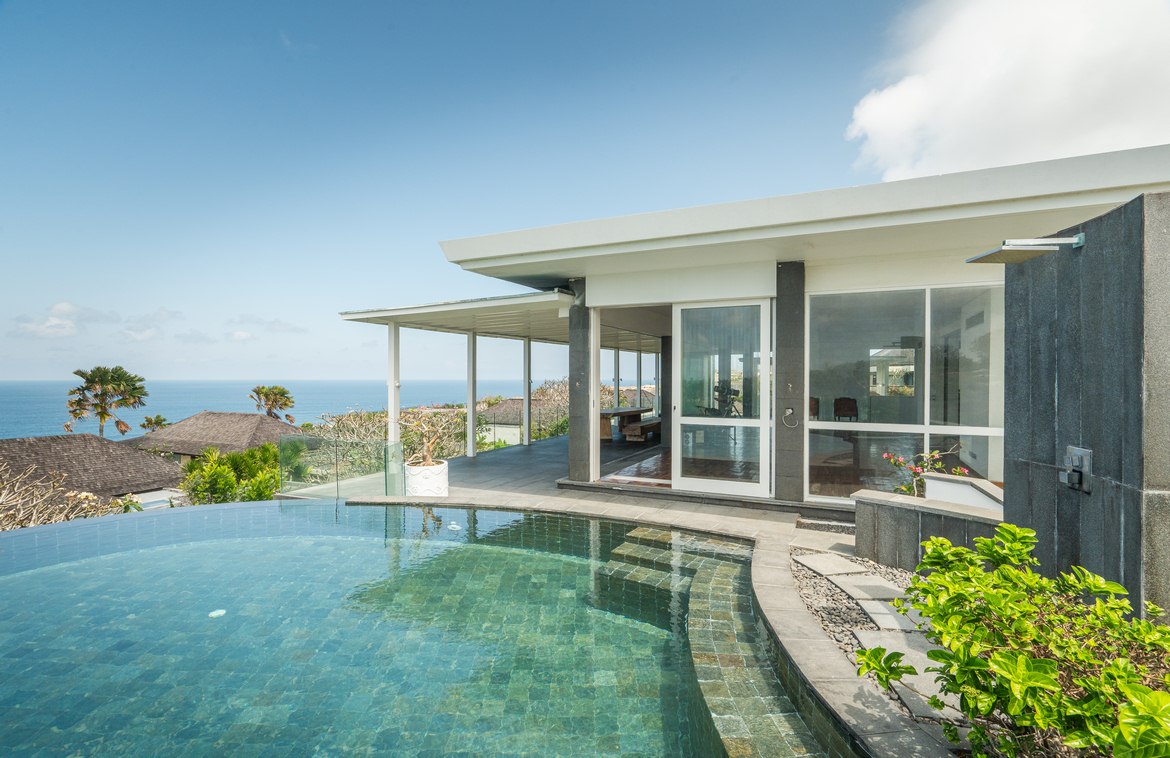 Luxurious cliffside villa with stunning ocean views near Pandawa beach. Villas in Bali for Sale: Вилла в Bukit South, Балиан за 2294 тыс. USD. Freehold. Главное фото