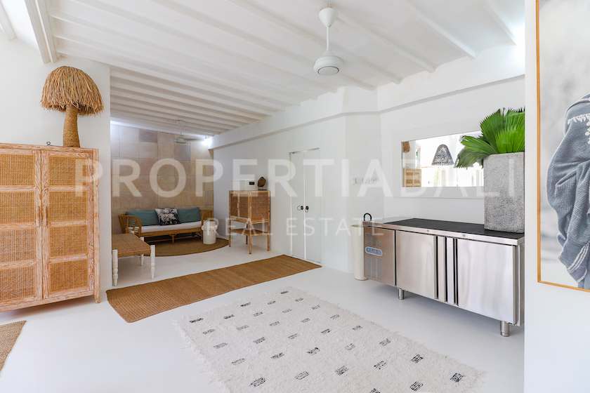 Tranquil Riverside Villa In Cepaka. Villas in Bali for Sale: Вилла в Cepaka, Балиан за 304 тыс. USD. Leasehold. Главное фото