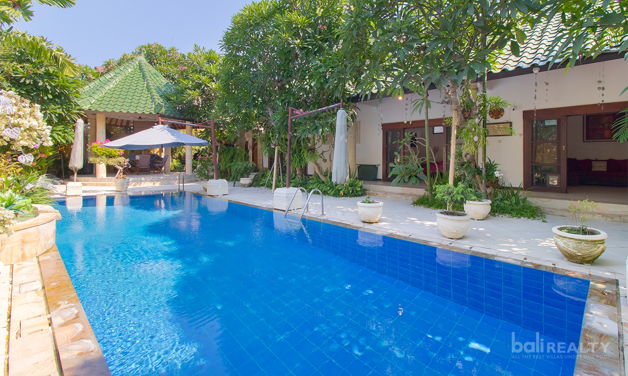 Charming 3 Bedroom Villa with Long Lease in 24hr Security Estate on Beachside of Bypass Sanur -2464. Villas in Bali for Sale: Вилла в Санур, Балиан за 550 тыс. USD. Leasehold. Главное фото