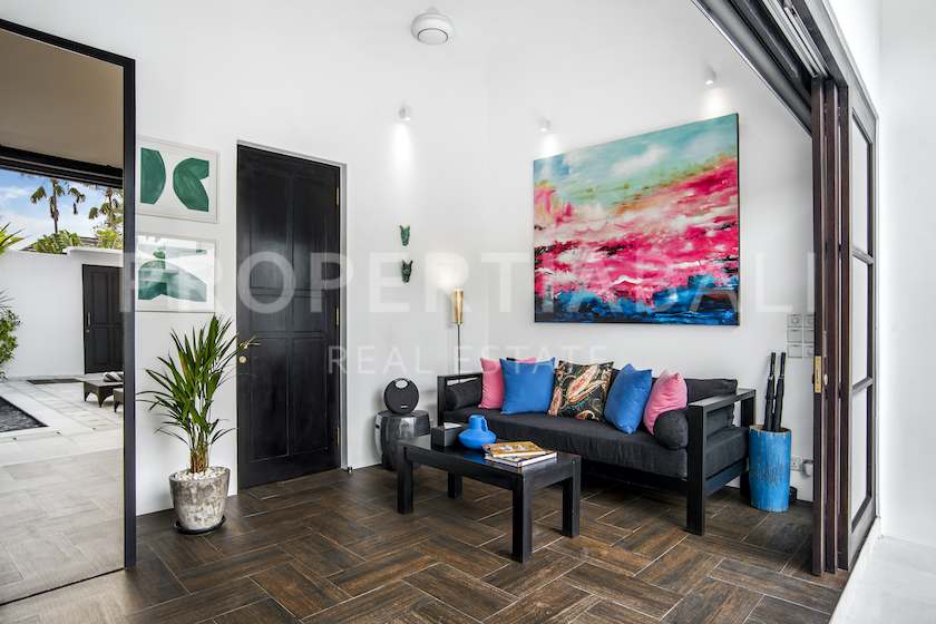 Beautiful Tropical Villa In Seminyak. Villas in Bali for Sale: Вилла в Семиньяк, Балиан за 187 тыс. USD. Leasehold. Главное фото