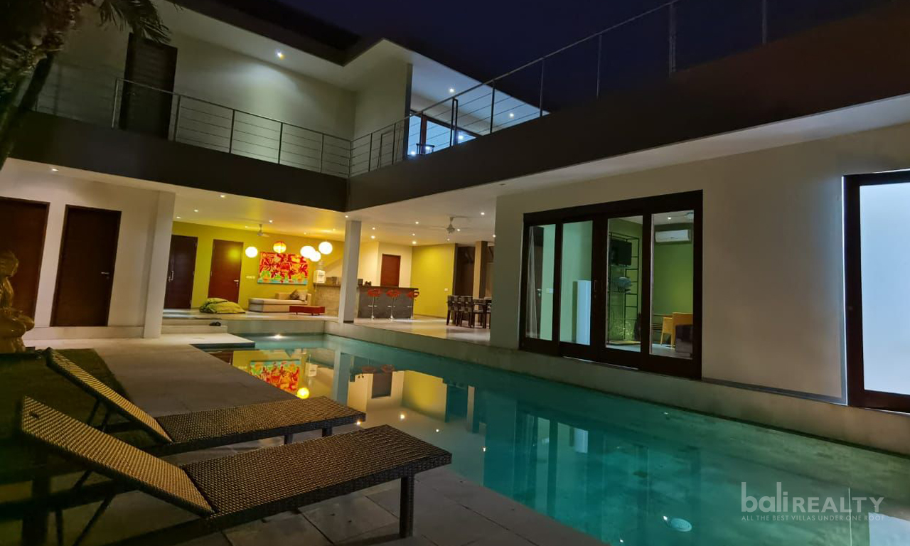 Two-Bedroom Investment Villa with Rooftop Terrace. Villas in Bali for Sale: Вилла в Семиньяк, Балиан за 205 тыс. USD. Leasehold. Главное фото