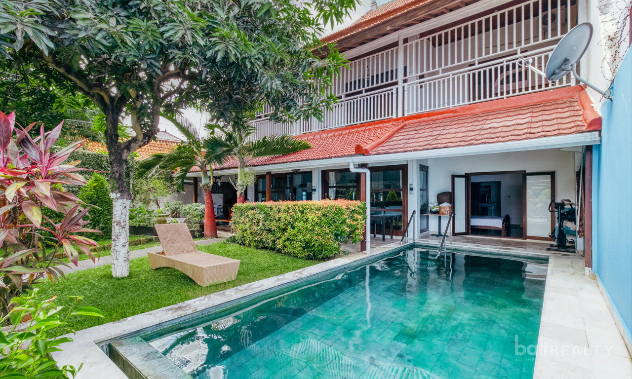 Centrally Located 3 Bedroom Two Level Freehold Villa -2267. Villas in Bali for Sale: Вилла в Семиньяк, Балиан за 314 тыс. USD. Freehold. Главное фото