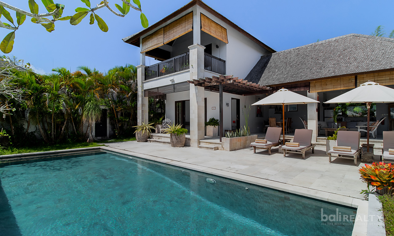 Three Bedroom Freehold Villa in Serene Uluwatu Area. Villas in Bali for Sale: Вилла в Улувату, Балиан за 533 тыс. USD. Freehold. Главное фото