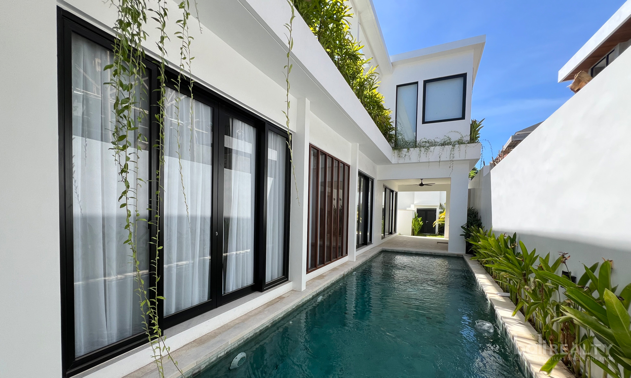 Brand-New Contemporary Three-Bedroom Villa in Umalas. Villas in Bali for Sale: Вилла в Умалас, Балиан за 445 тыс. USD. Freehold. Главное фото