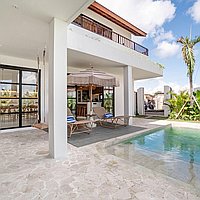 4 Kamar Tidur | Seseh. Villas in Bali for Sale: Villa in Seseh, Bali for 548 Thousands USD. Leasehold. Preview of main photo