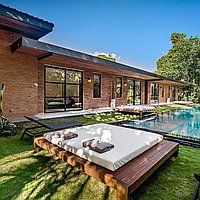 5 Kamar Tidur | Pererenan. Villas in Bali for Sale: Villa in Pererenan (Canggu), Bali for 900 Thousands USD. Leasehold. Preview of main photo