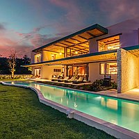 4 KAMAR TIDUR | ULUWATU. Villas in Bali for Sale: Vila di dalam Uluwatu, Bali untuk 1956 Ribuan USD. Leasehold. Preview of main photo
