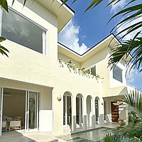 2 KAMAR TIDUR | CANGGU. Villas in Bali for Sale: Vila di dalam Padonan, Bali untuk 269 Ribuan USD. Leasehold. Preview of main photo