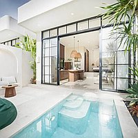1 KAMAR TIDUR | UMALAS. Villas in Bali for Sale: Vila di dalam Umalas, Bali untuk 160 Ribuan USD. Leasehold. Preview of main photo