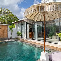 Brand New Four-Bedroom Joglo Villa with Breathtaking Rice Field Views in Canggu. Villas in Bali for Sale: Вилла в Чангу, Балиан за 249 тыс. USD. Leasehold. Preview of main photo