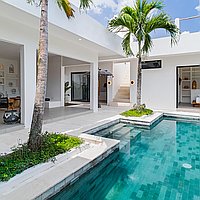 Three – bedroom villa with Tropical Rooftop and Long Lease Close to Pererenan Beach. Villas in Bali for Sale: Вилла в Чангу, Балиан за 295 тыс. USD. Leasehold. Preview of main photo