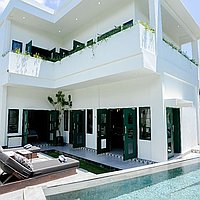 Newly Completed 4 Bedroom Pool Villa with Gorgeous Interiors in Berawa. Villas in Bali for Sale: Вилла в Чангу, Балиан за 490 тыс. USD. Leasehold. Preview of main photo