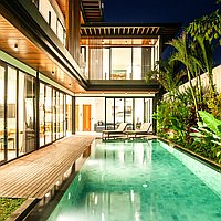 Brand New Five-Bedroom Villa in Tourism Zoned Area Near Lima Beach, Pererenan. Villas in Bali for Sale: Вилла в Чангу, Балиан за 525 тыс. USD. Leasehold. Preview of main photo