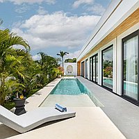 Indulge in luxury two-bedroom villa in Tumbak Bayuh. Villas in Bali for Sale: Вилла в Чангу, Балиан за 273 тыс. USD. Leasehold. Preview of main photo