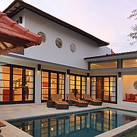 A Prime Investment Opportunity – A Serene 33-Bedroom Villa Complex in Kerobokan. Villas in Bali for Sale: Вилла в Керобокан, Балиан за 1520 тыс. USD. Leasehold. Preview of main photo