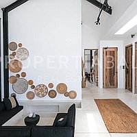 Amazing Mediterranean Villa In The Heart Of Bingin. Villas in Bali for Sale: Вилла в Бингин, Балиан за 277 тыс. USD. Leasehold. Preview of main photo