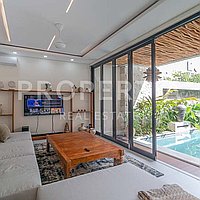 Stunning Modern Family Villa In Berawa. Villas in Bali for Sale: Вилла в Берава (Чангу), Балиан за 296 тыс. USD. Leasehold. Preview of main photo