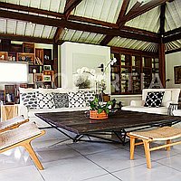 Modern Tropical Boutique Villa In The Heart Of Umalas. Villas in Bali for Sale: Вилла в Умалас, Балиан за 1368 тыс. USD. Leasehold. Preview of main photo