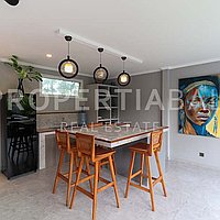 Beautiful Tropical Villa In Ungasan. Villas in Bali for Sale: Вилла в Унгасан, Балиан за 168 тыс. USD. Leasehold. Preview of main photo