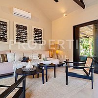 Tropical Inspired Family Villa In Bingin. Villas in Bali for Sale: Вилла в Бингин, Балиан за 812 тыс. USD. Leasehold. Preview of main photo