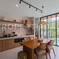 Stunning Family Home In Tiying Tutul. Villas in Bali for Sale: Вилла в Переренан (Чангу), Балиан за 252 тыс. USD. Leasehold. Preview of main photo