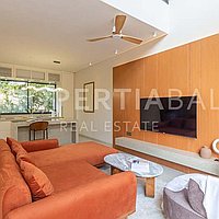 Amazing Modern Contemporary Loft In Pererenan. Villas in Bali for Sale: Вилла в Переренан (Чангу), Балиан за 233 тыс. USD. Leasehold. Preview of main photo