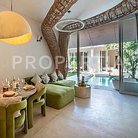 Modern Elegance In The Heart Of Seminyak. Villas in Bali for Sale: Вилла в Семиньяк, Балиан за 252 тыс. USD. Leasehold. Preview of main photo