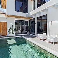 Brand New 4 Bedroom Villa with Unique Design in Seminyak – Promising High Return on Investment. Villas in Bali for Sale: Вилла в Семиньяк, Балиан за 349 тыс. USD. Leasehold. Preview of main photo