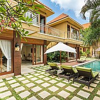 Sophisticated 4-bedroom Seminyak sanctuary for lease. Villas in Bali for Sale: Вилла в Семиньяк, Балиан за 415 тыс. USD. Leasehold. Preview of main photo