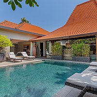 Rare Opporunity; Three Bedroom Joglo Villa in Prime Central Seminyak, Ideal Home or Investment. Villas in Bali for Sale: Вилла в Семиньяк, Балиан за 539 тыс. USD. Leasehold. Preview of main photo