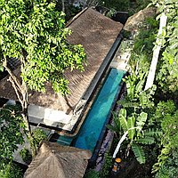 Unmissable Opportunity: Top-Tier Three-Bedroom Villa with River View and Premium Amenities in Cepaka, Tabanan. Villas in Bali for Sale: Вилла в Табанан, Балиан за 700 тыс. USD. Leasehold. Preview of main photo