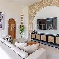 Mediterranean Bliss In Ungasan. Villas in Bali for Sale: Вилла в Унгасан, Балиан за 415 тыс. USD. Freehold. Preview of main photo